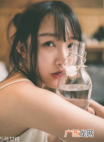 月经不调会导致肥胖吗？肥胖导致月经不调更多