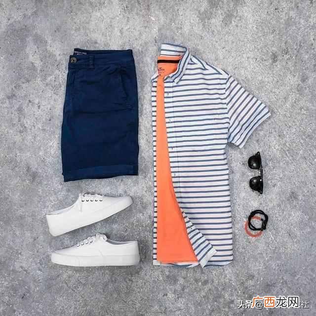 男生短裤配什么衣服时尚（男生短裤配什么衣服