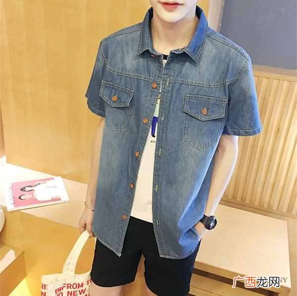 男生短裤配什么短袖（男士短裤搭配哪些上衣好