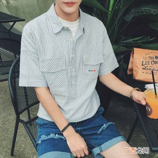 男生短裤配什么短袖（男士短裤搭配哪些上衣好