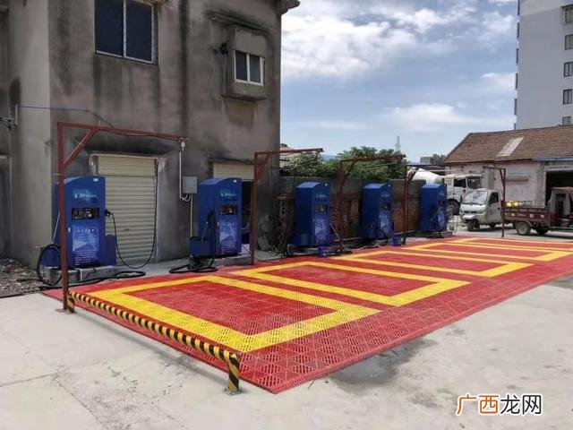 共享洗车设备多少钱一台,自助洗车机器要多少钱一台