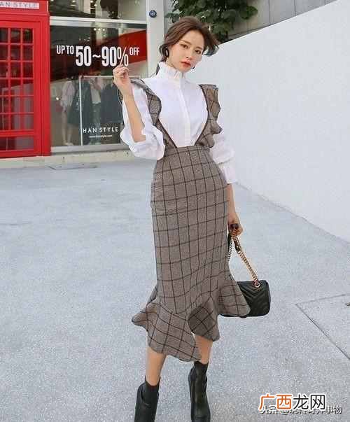 格子的衣服配什么下装好（格子的服装如何搭配