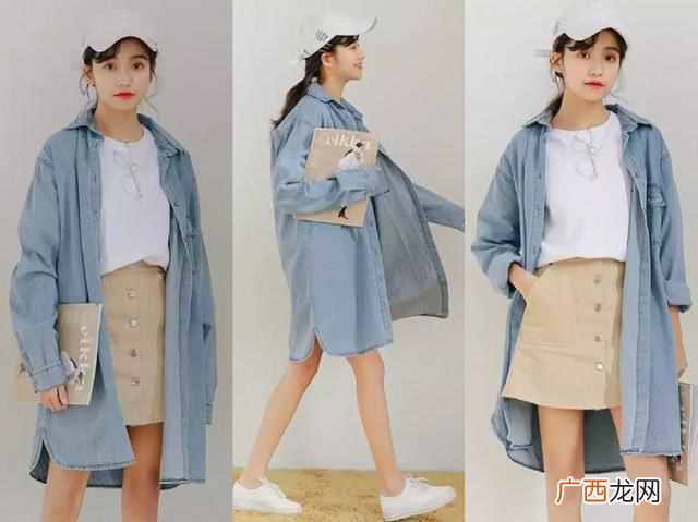 蓝色牛仔衬衫配什么下装（女生牛仔衬衣下面搭