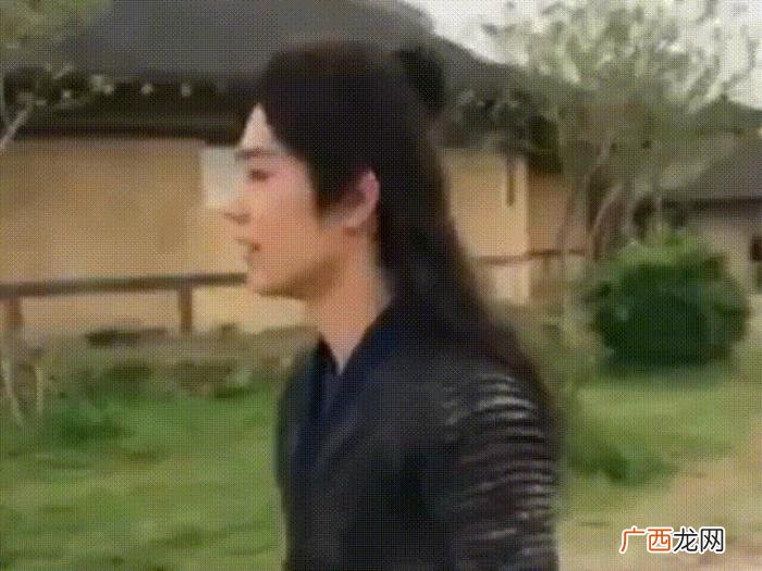 领带舞肖战，肖战打领带简直绝了