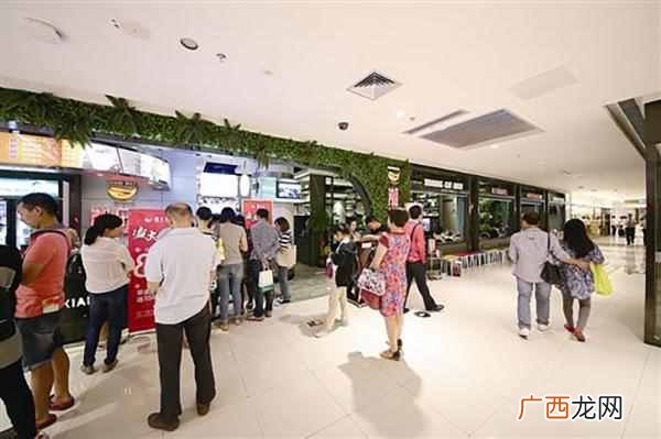 在商场附近卖什么快餐好（商场里最多的餐饮品