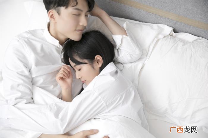 能增加男女感情的聊天方式,增进感情的聊天小方法