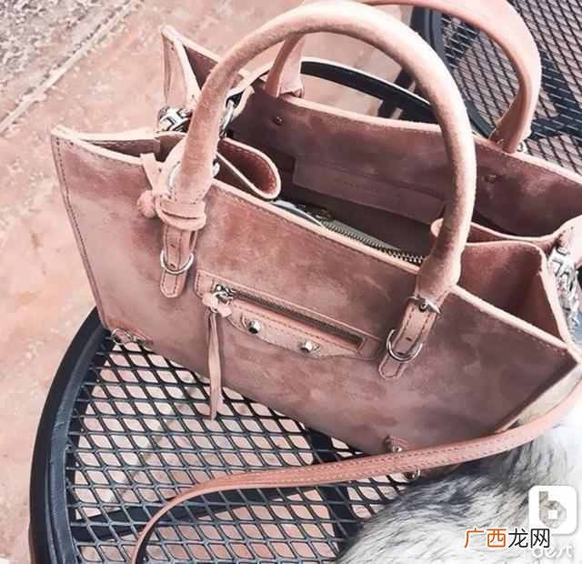 巴黎世家是什么牌子(巴黎世家哪些包包受欢迎