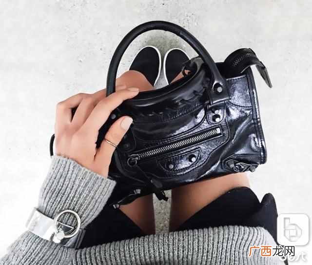 巴黎世家是什么牌子(巴黎世家哪些包包受欢迎