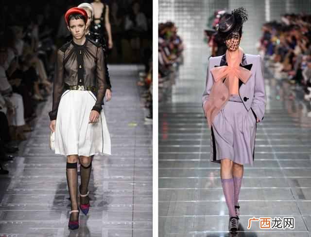 长筒袜怎么搭配好看 什么衣服可以配长筒袜