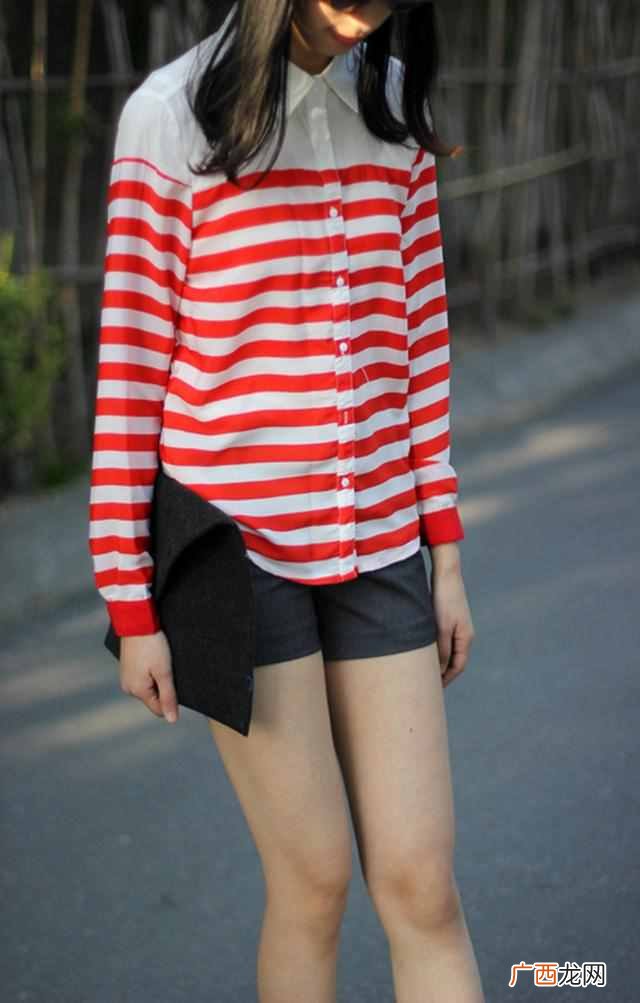 去朋友家party穿什么衣服(朋友生日派对穿什么衣