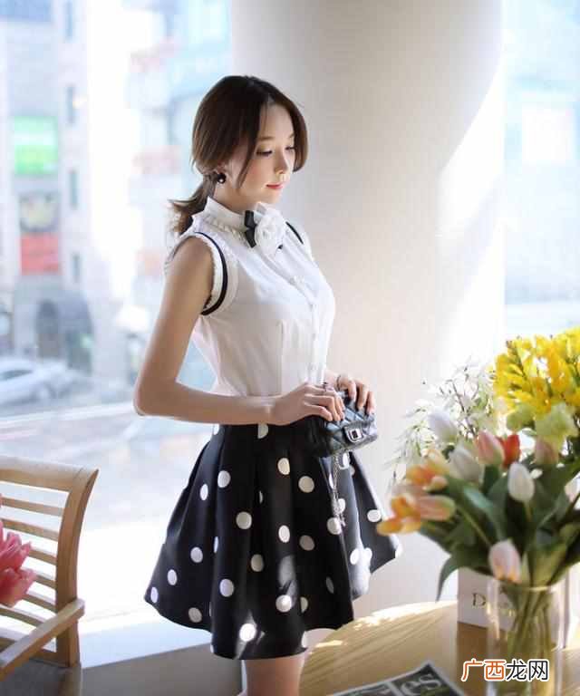去朋友家party穿什么衣服(朋友生日派对穿什么衣