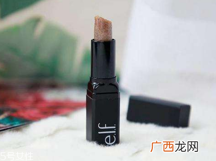 唇部磨砂膏有用吗？有效淡化唇色