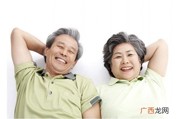 骨质疏松应该怎么治疗呢骨质疏松应该多吃点什么呢