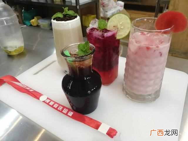 夏天可以开什么店能赚钱 夏天做什么工作好