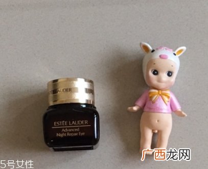 雅诗兰黛和雪花秀眼霜哪个好？
