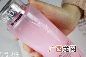 兰蔻粉水适合什么年龄？只针对年轻肌底
