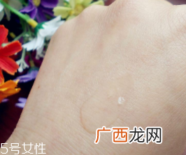 ipsa流金水什么味道？烂荔枝的味道