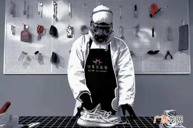 干洗店收费价格表 干洗店一件衣服多钱