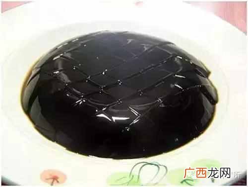 一点点中的仙草是什么(奶茶中常见的配料是什