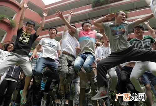 学生暑假都干什么呢（高考过后的学生暑假都会