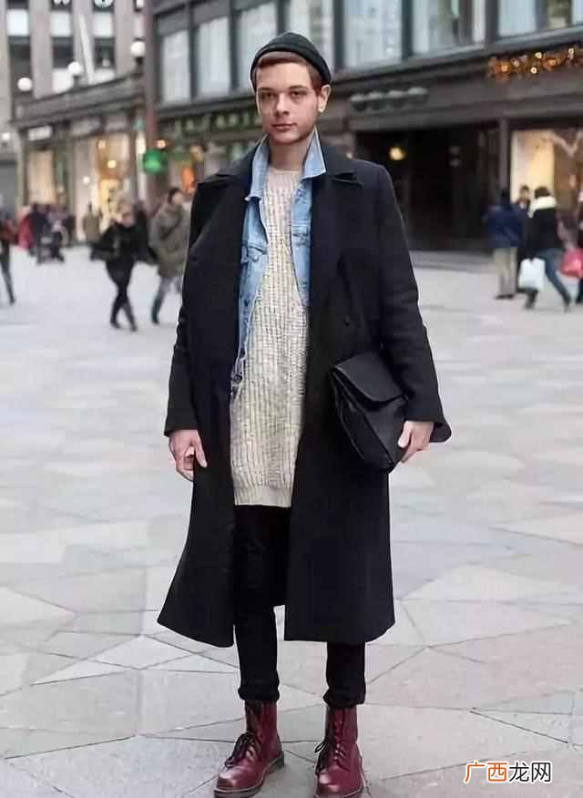 男士靴子搭配什么衣服好看吗（男士靴子与服装