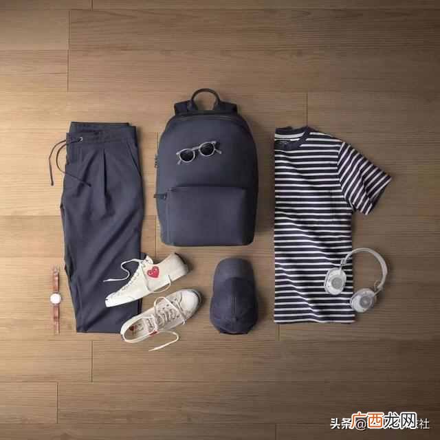 男士休闲裤配什么短袖（休闲裤搭配什么颜色上
