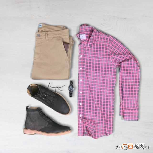 男士休闲裤配什么衬衫好看（休闲裤配什么衬衣