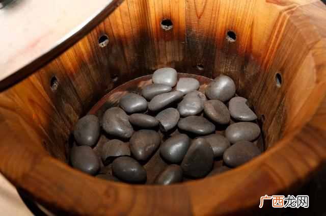 木桶滋滋锅能做什么菜（木桶滋滋锅是哪个地方
