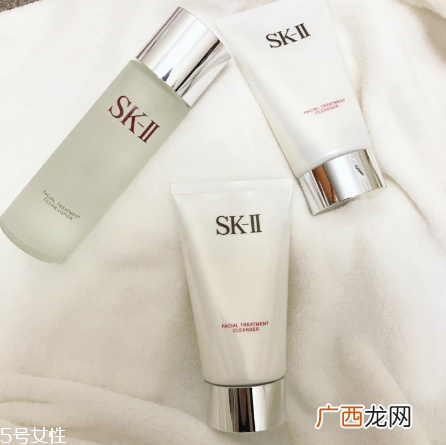sk2洗面奶好用吗？skii净肌洁面乳