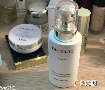sk2氨基酸泡沫洁面乳霜好用吗？最爱洗面奶
