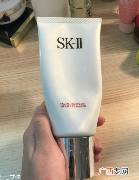 sk2氨基酸泡沫洁面乳霜好用吗？最爱洗面奶