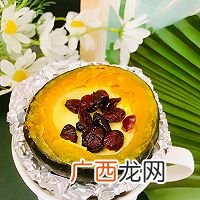 贝贝南瓜蒸蛋