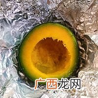 贝贝南瓜蒸蛋