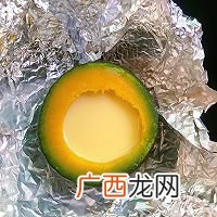 贝贝南瓜蒸蛋