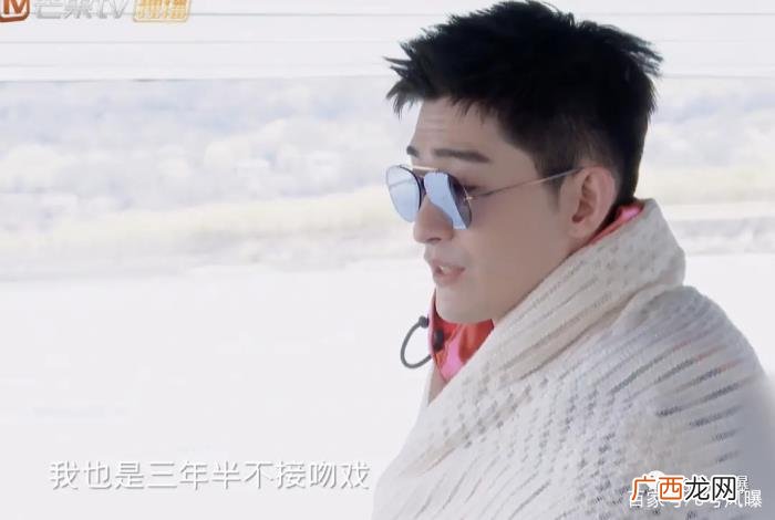 任嘉伦吻替是谁，任嘉伦吻替事件惹争议