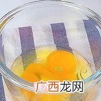 满口酥香的鸡蛋芝麻薄脆