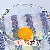 满口酥香的鸡蛋芝麻薄脆