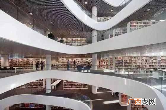 高考后如何去英国留学（去英国留学前要准备什