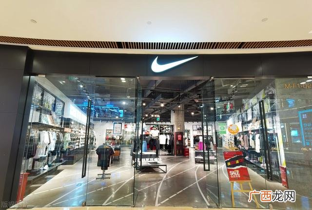 开鞋店加盟哪个品牌好 仿真品牌鞋代理加盟