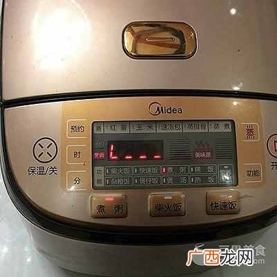 皮蛋瘦肉粥怎么做好吃（皮蛋瘦肉粥里面要放什