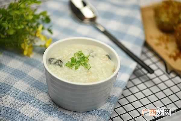 皮蛋瘦肉粥怎么做好吃（皮蛋瘦肉粥里面要放什