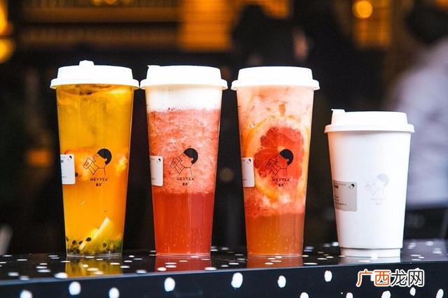 加盟个奶茶店多少钱啊,加盟一个奶茶店大约需要多少钱