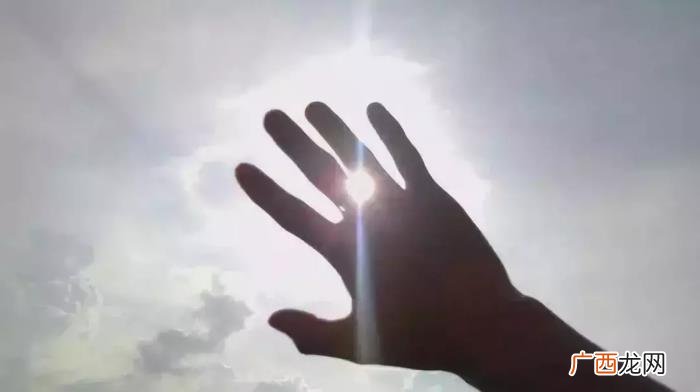圣诞节适合你表白的三行情书 圣诞节表白的话