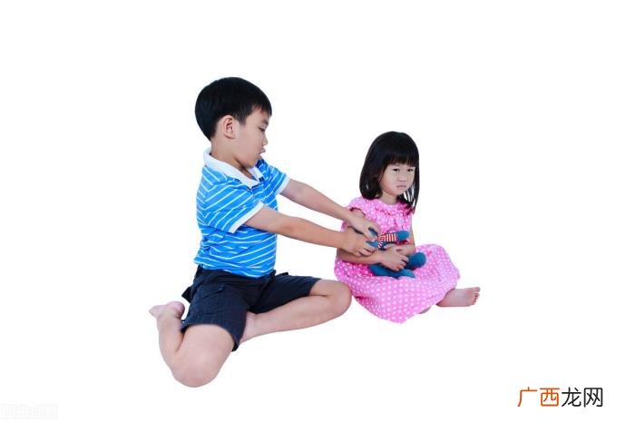 单亲儿童心理健康突变 离异家庭孩子的心理问题及疏导