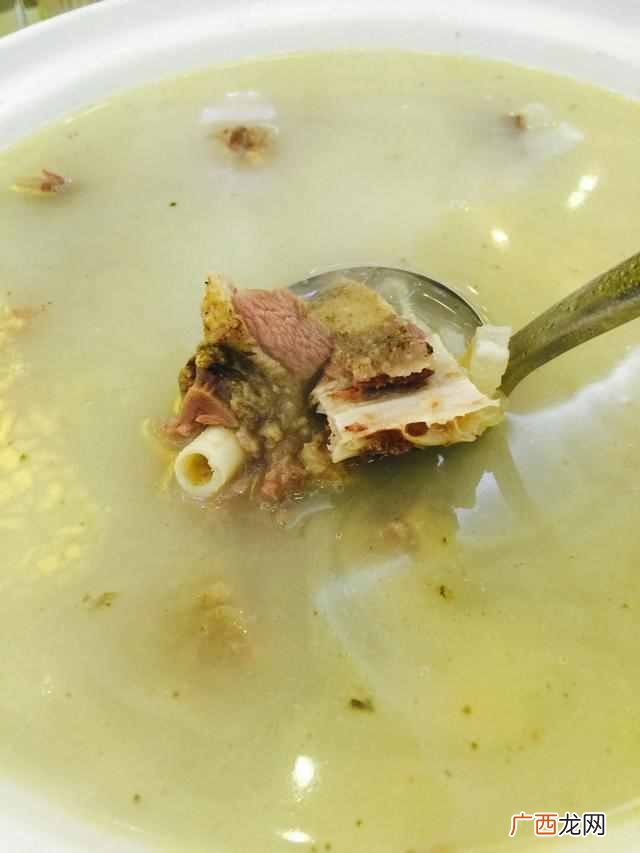 老鹅扛枪是什么菜（哪里可以吃到老二扛枪这道