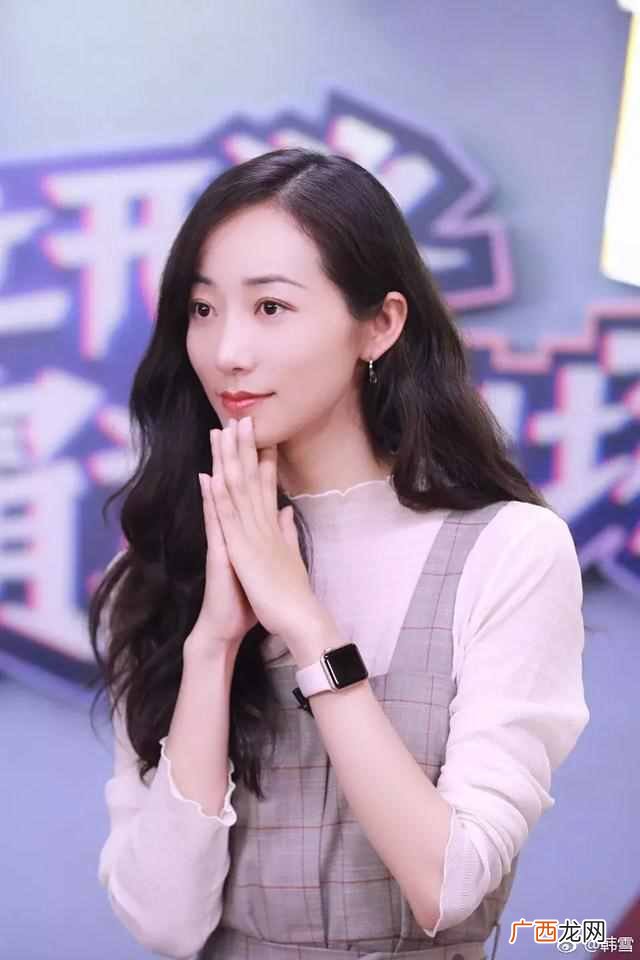 蓝宝石配什么颜色衣服（珠宝和衣服应该怎么搭