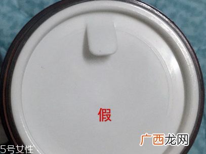 兰芝唇膜孕妇能用吗？起皮嘴唇的福音
