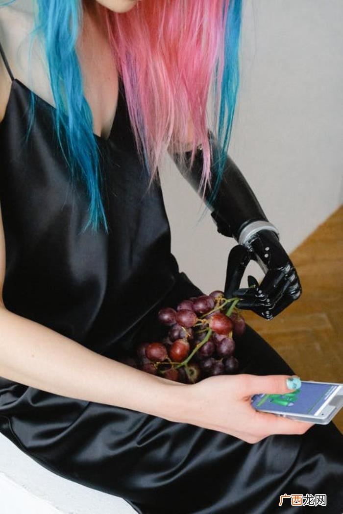 求挽回女朋友的一段话，怎样发朋友圈挽回女友
