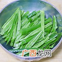 青椒肉丝，这样炒太好吃了。
