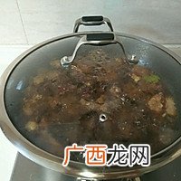小鸡炖蘑菇